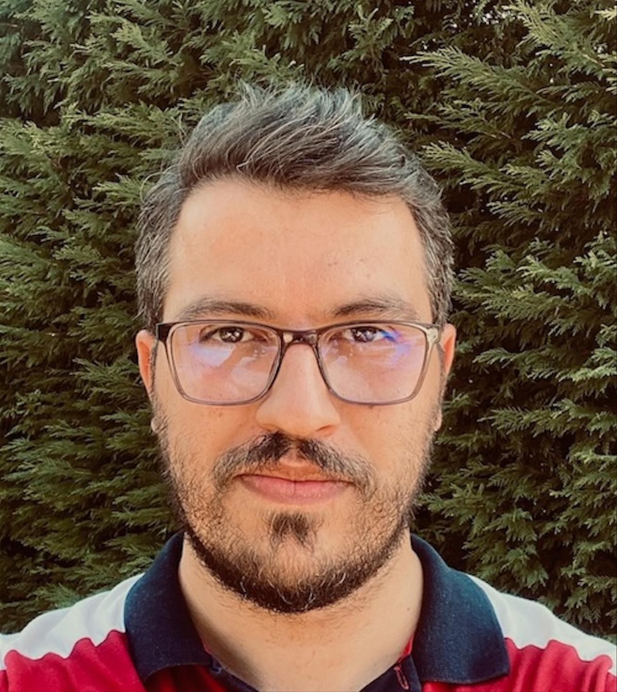 Bilal Sevinc, Next.js, React & AI App Developer, Full-stack AI Applications, JavaScript Developer, Software Developer, React Engineer, Software Engineer